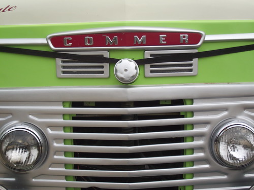 commer_badge